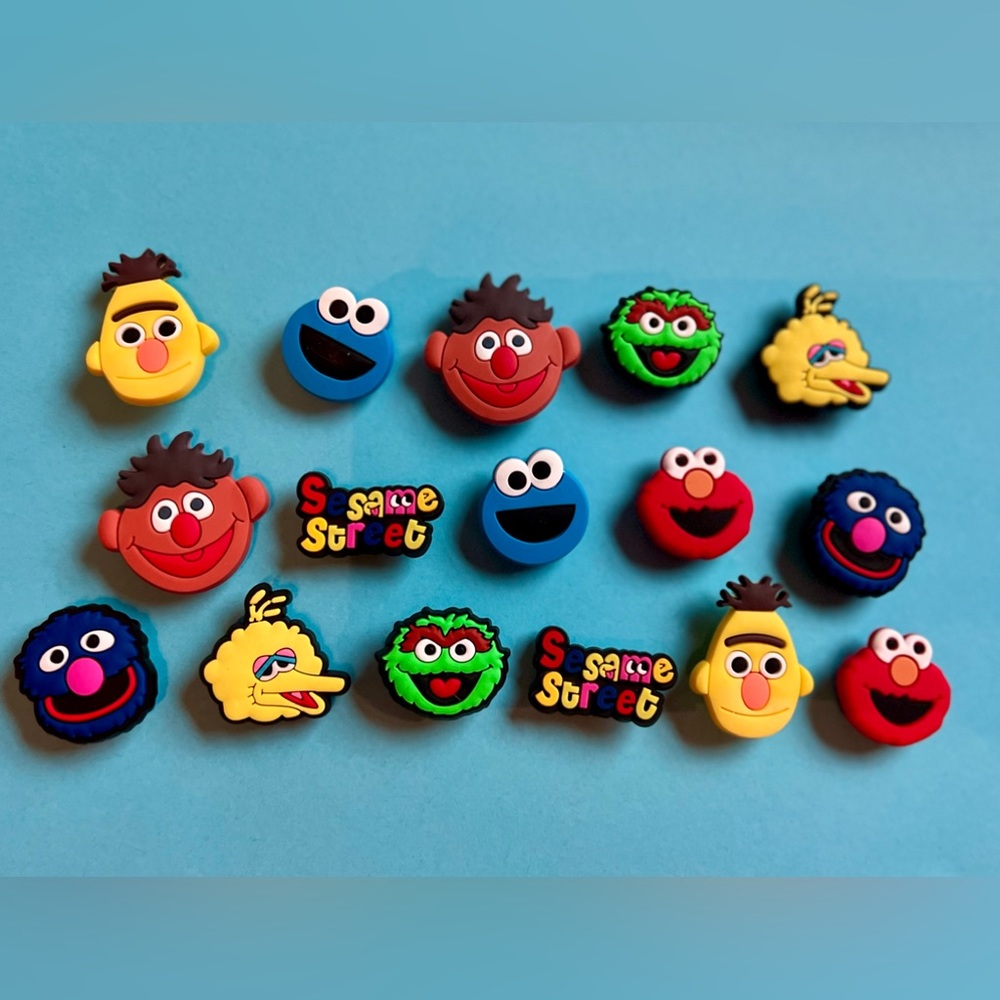 Sesame Street Croc Charm Bundle 16pcs